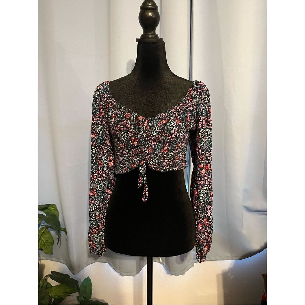 Aeropostale floral smocked crops top size large ￼￼